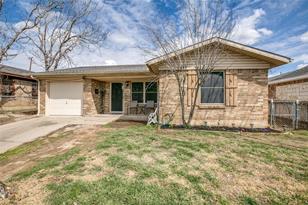 3008 Schadt St, Fort Worth, TX 76106 - MLS 20011088 - Coldwell Banker