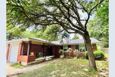 3412  Cromart Avenue, Fort Worth, TX 76133 - Photo 1