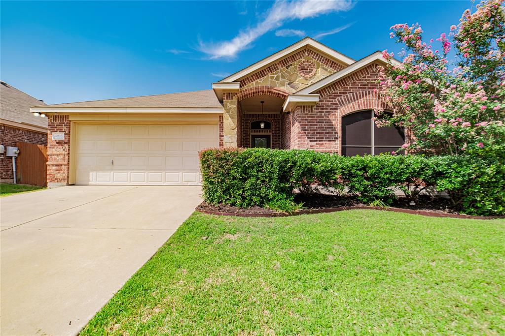 4015 Eric Dr, Heartland, TX 75126 MLS 20116988 Coldwell Banker