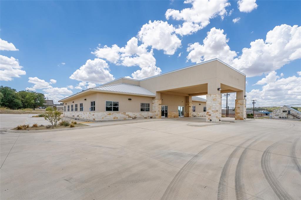 2511 Crockett Dr, Brownwood, TX 76801 MLS 20132072 Coldwell Banker