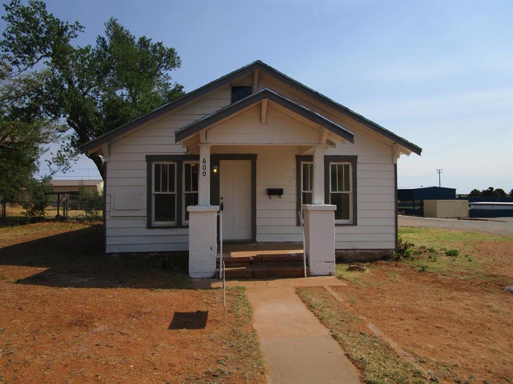 600 Ave I NW, Childress, TX 79201 MLS 20175703 Coldwell Banker