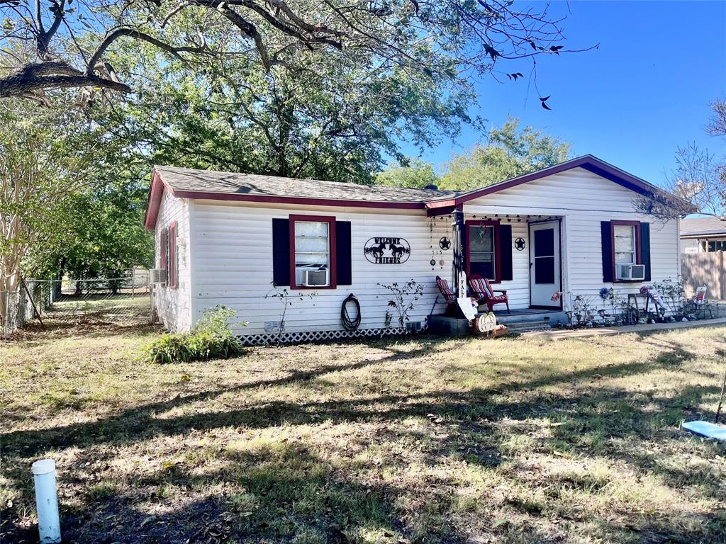 513 N 5th St, Wortham, TX 76693 MLS 20187409 Coldwell Banker
