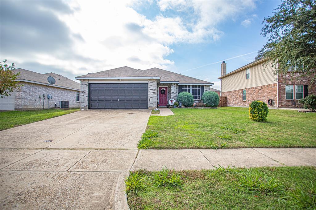 2127 Oryx Ln, Grand Prairie, TX 75052 MLS 20210547 Coldwell Banker
