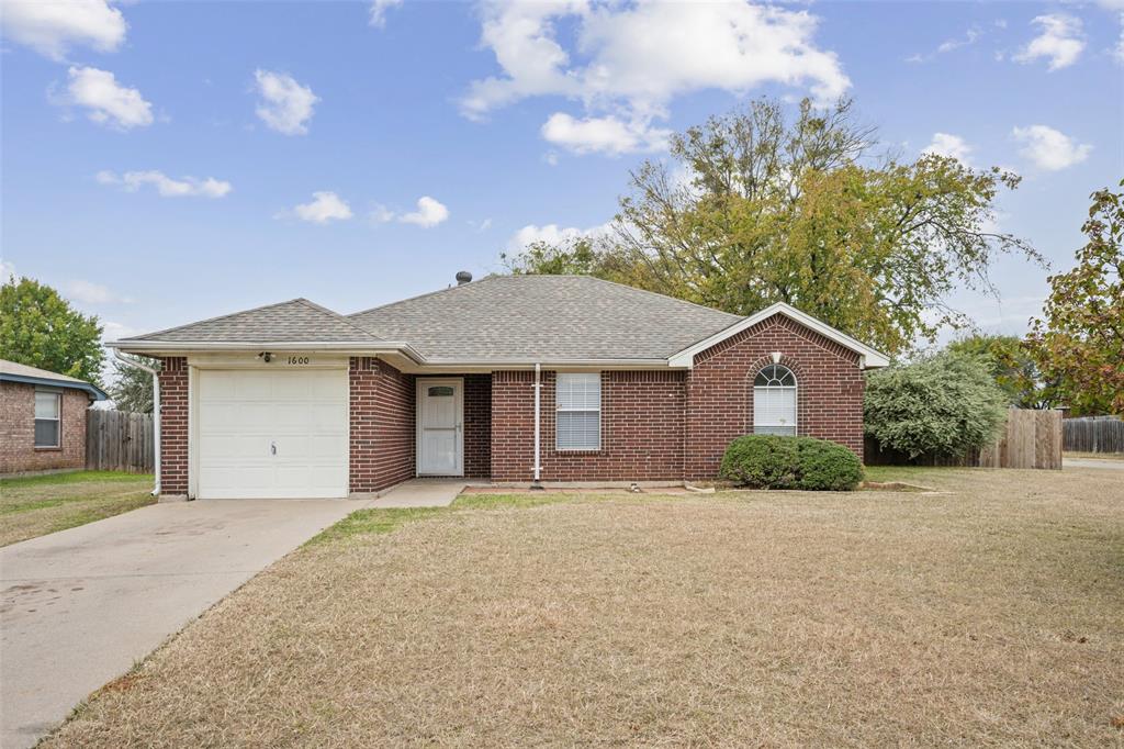 1600 Berry Dr, Cleburne, TX 76033 MLS 20211851 Coldwell Banker