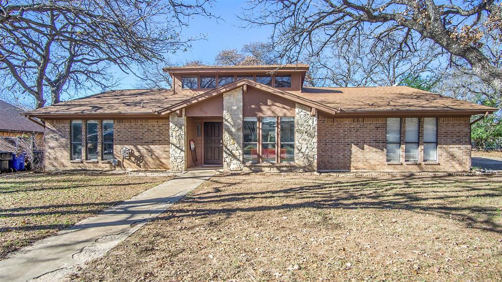 1024 Oak Ridge Dr, Azle, TX 76020 MLS 20223447 Coldwell Banker