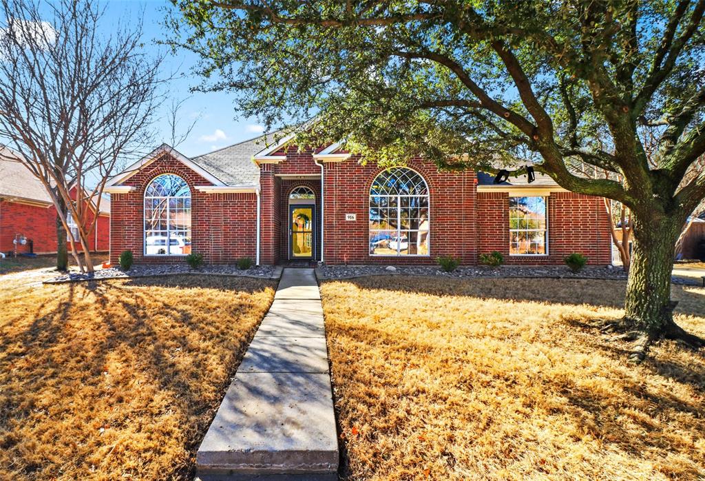916 Abbots Ln, Denton, TX 76205 MLS 20259398 Coldwell Banker