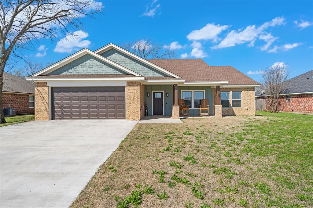 1207 N Reagan St, West, TX 76691 - MLS 20268299 - Coldwell Banker