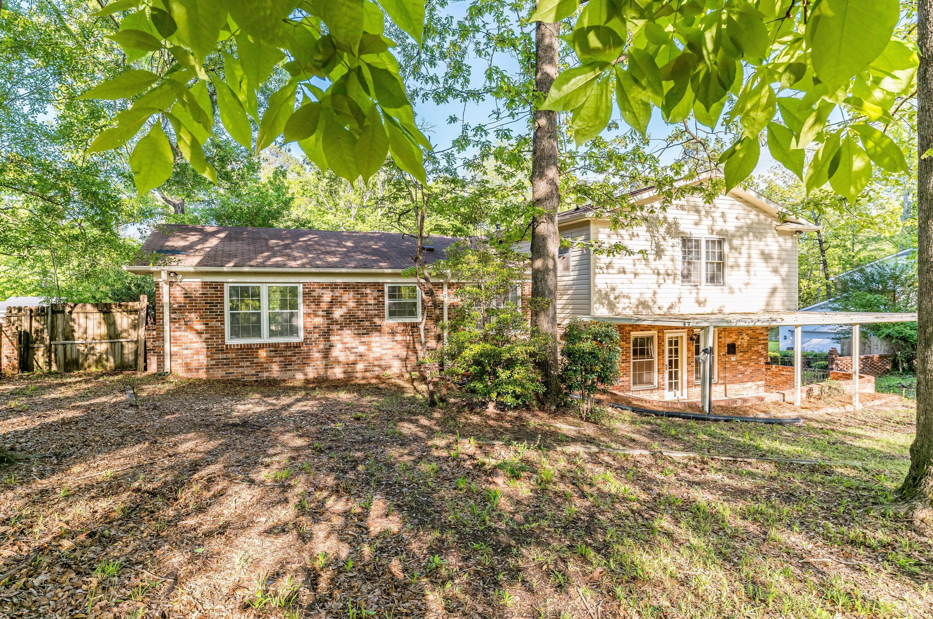 1319 Martinique Dr, Augusta GA 30909-2620 exterior