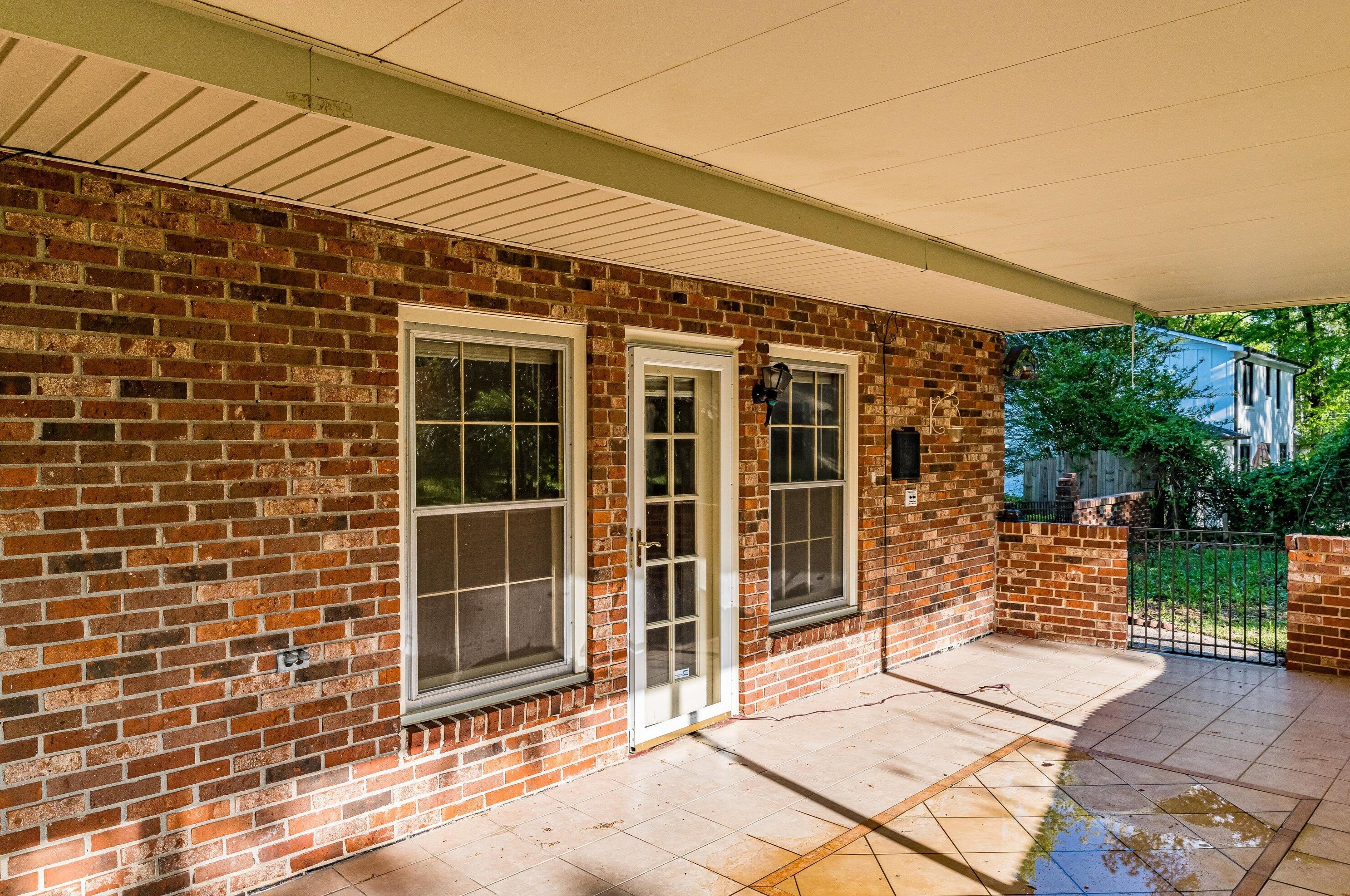 1319 Martinique Dr, Augusta GA 30909-2620 exterior