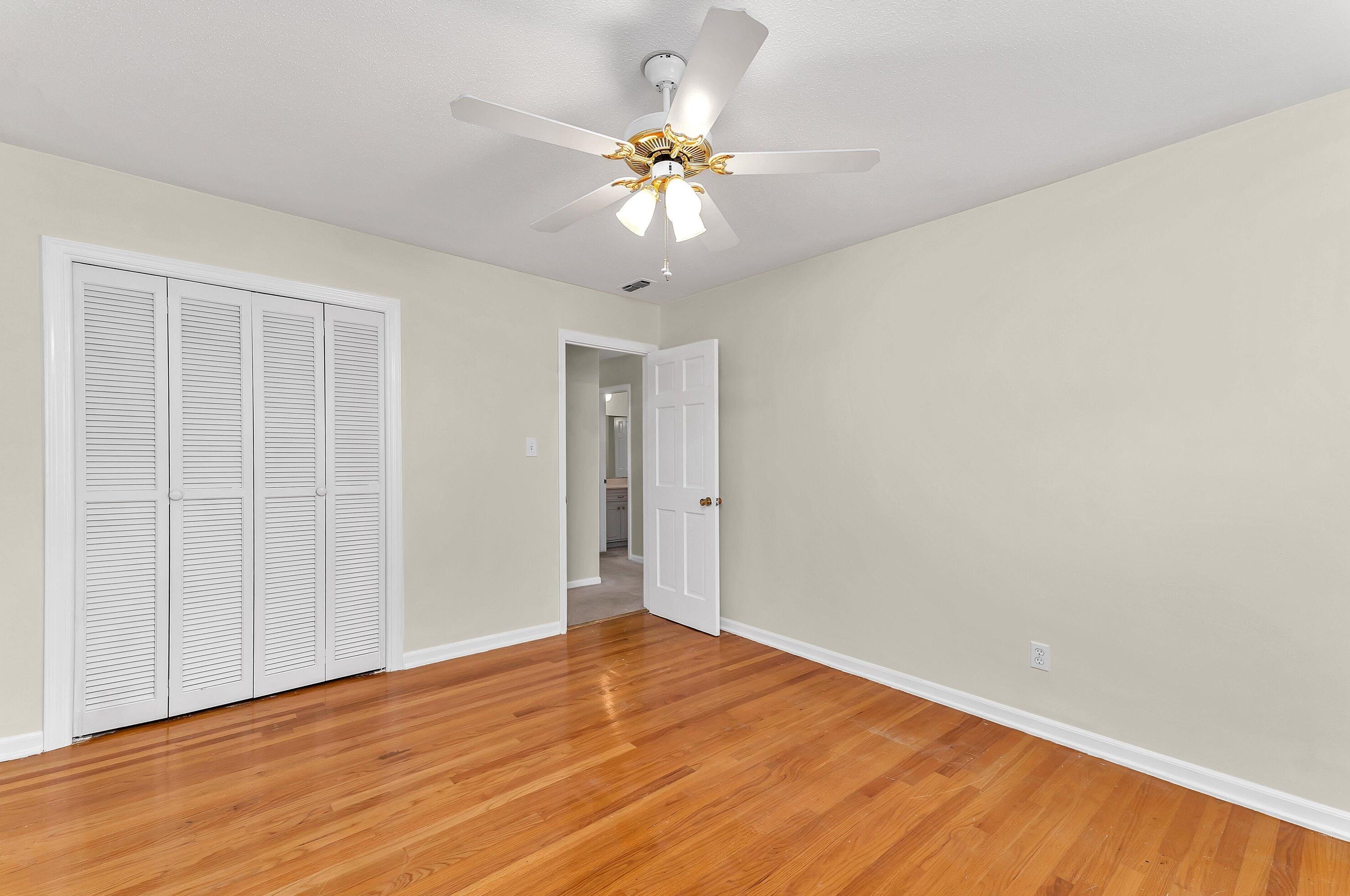 1319 Martinique Dr, Augusta GA 30909-2620 exterior