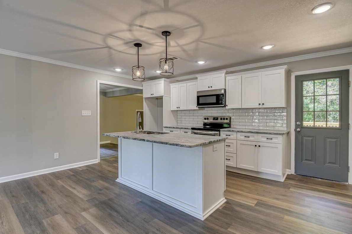 3321 Oakridge Dr, Augusta GA 30909-6302 exterior