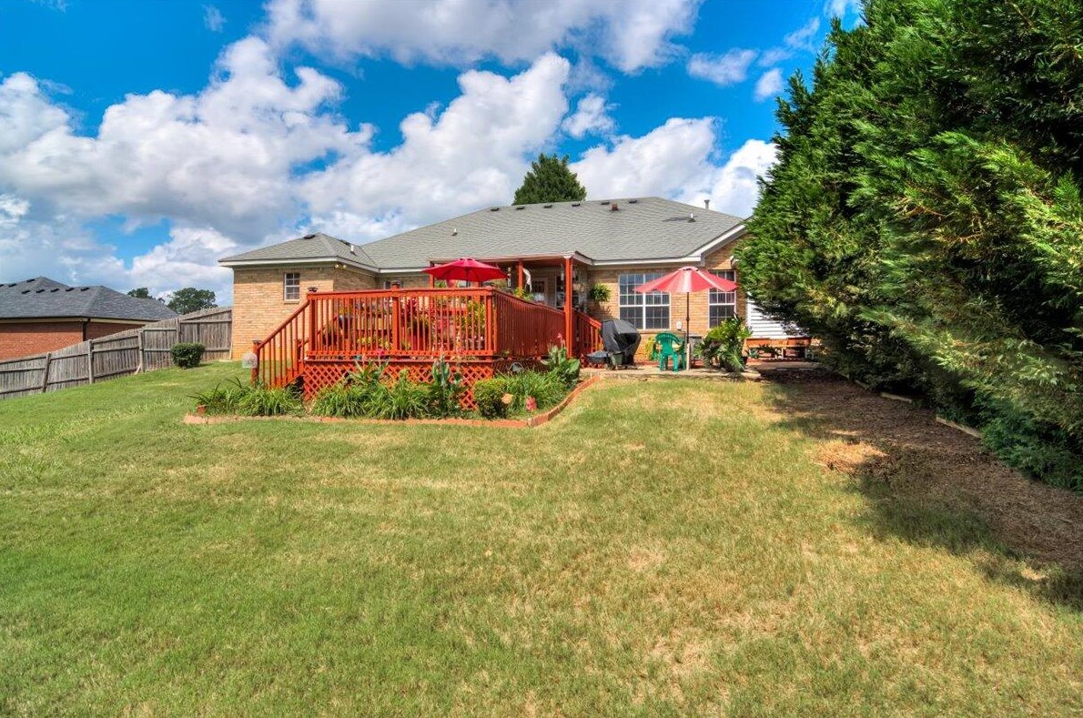 2526 Winterville Dr, Augusta GA 30909-0614 exterior