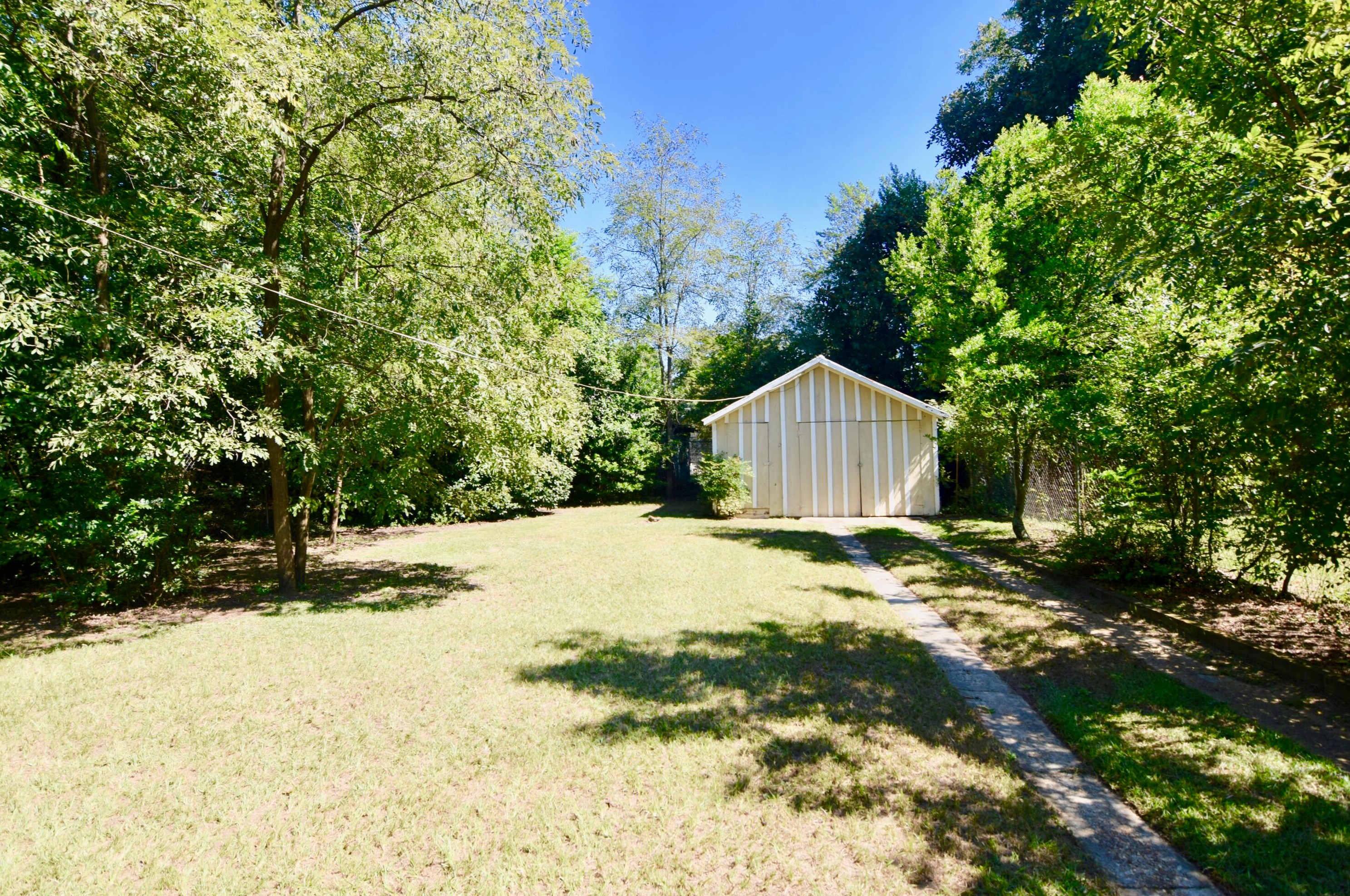 1322 Laurel St, Augusta GA 30904-5708 exterior