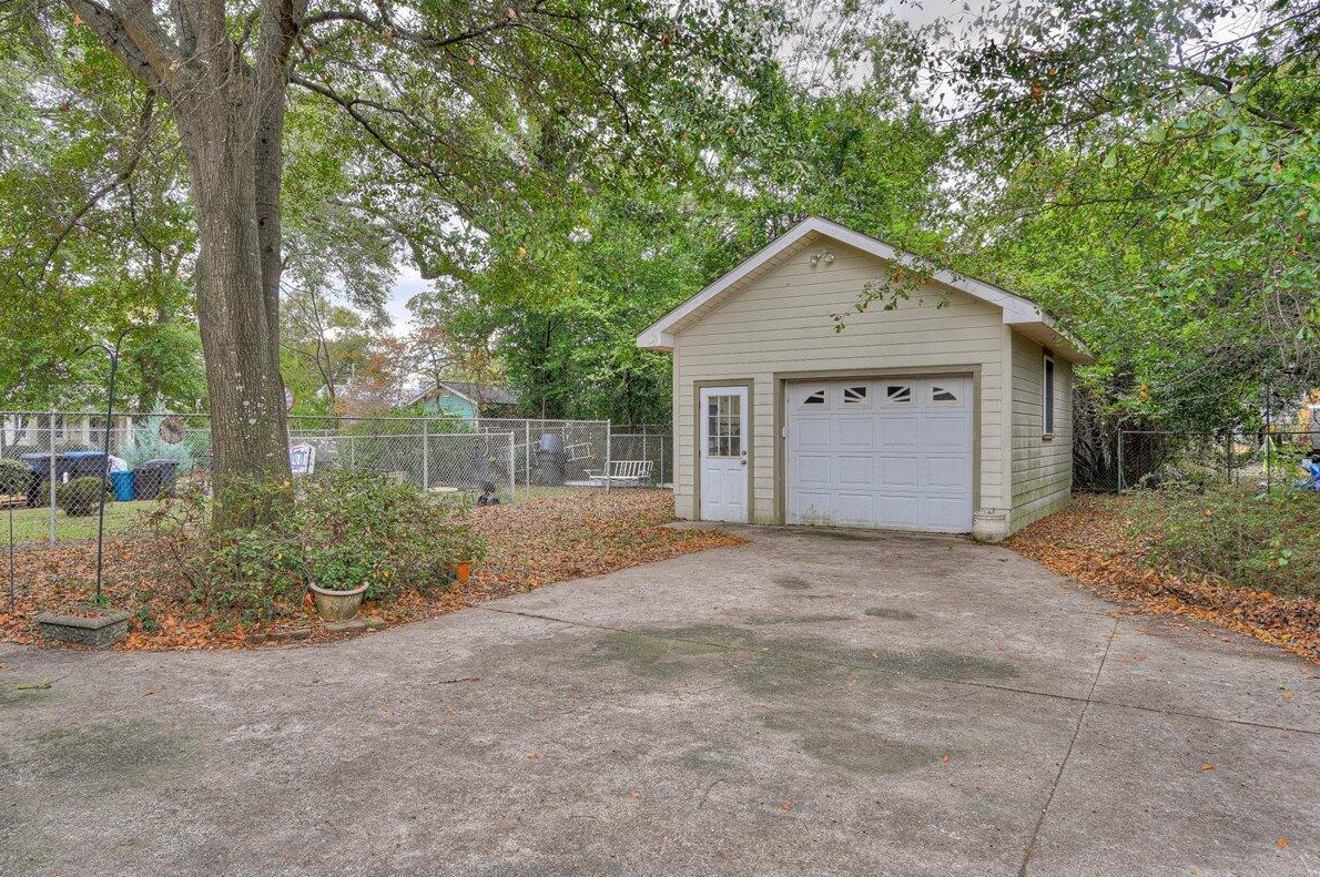 933 Merry St, Augusta GA 30904-3838 exterior