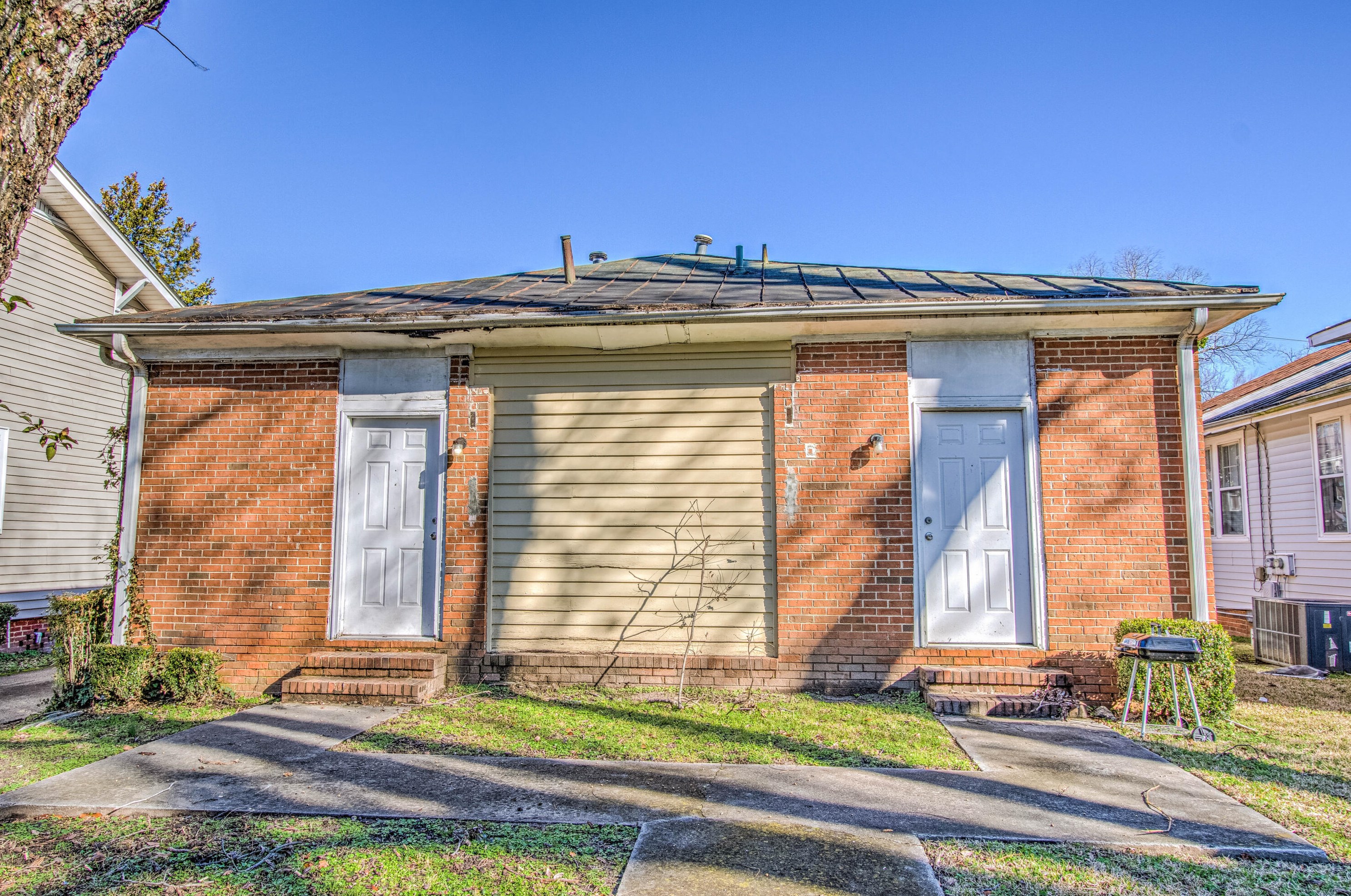 240 Ellis St, Augusta GA 30901-1642 exterior