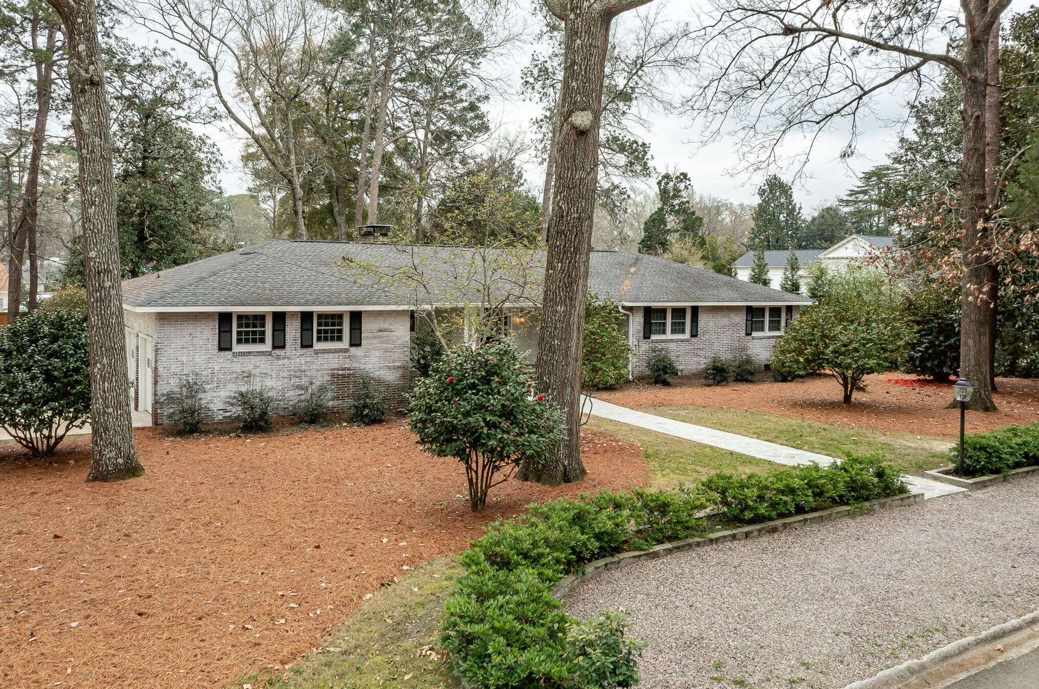 834 Magnolia St, Aiken SC  29801-4908 exterior
