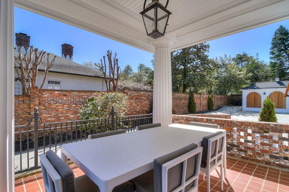 2818 Walton Way, Augusta GA 30909-5214 exterior