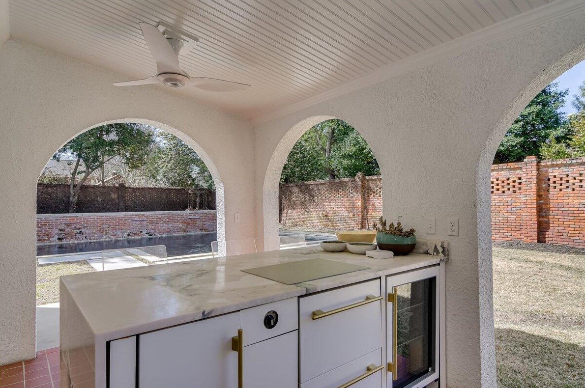 2818 Walton Way, Augusta GA 30909-5214 exterior