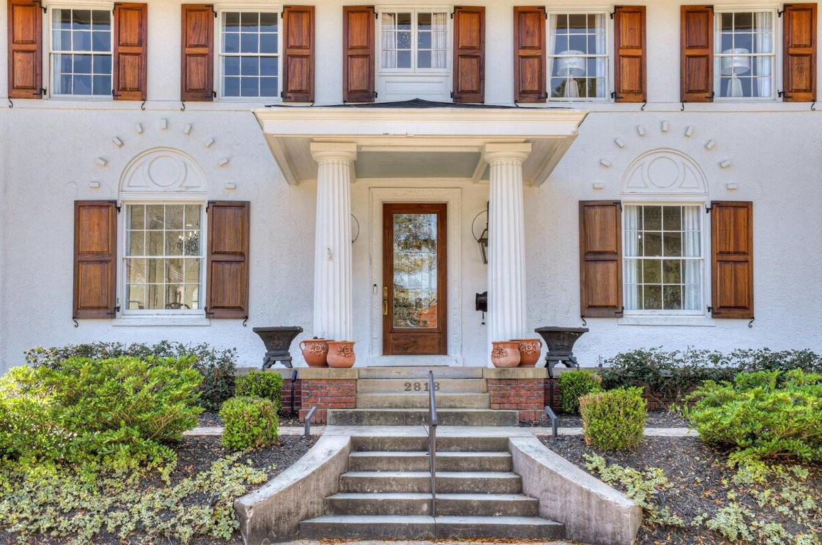 2818 Walton Way, Augusta GA 30909-5214 exterior