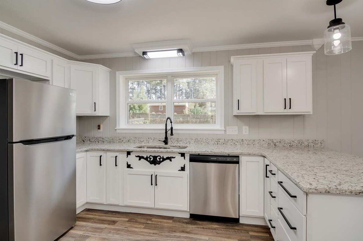 2906 Stratford Dr, Augusta GA 30909-3528 exterior