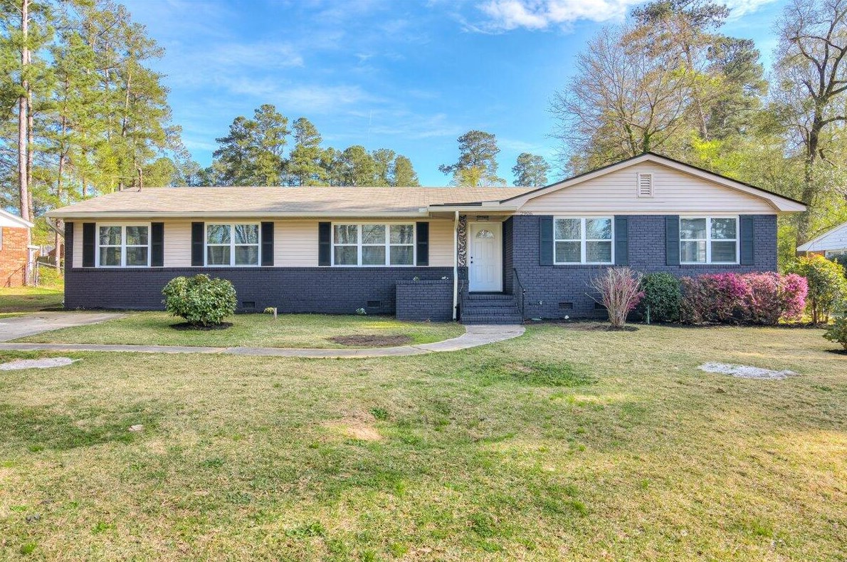 2906 Stratford Dr, Augusta GA 30909-3528 exterior