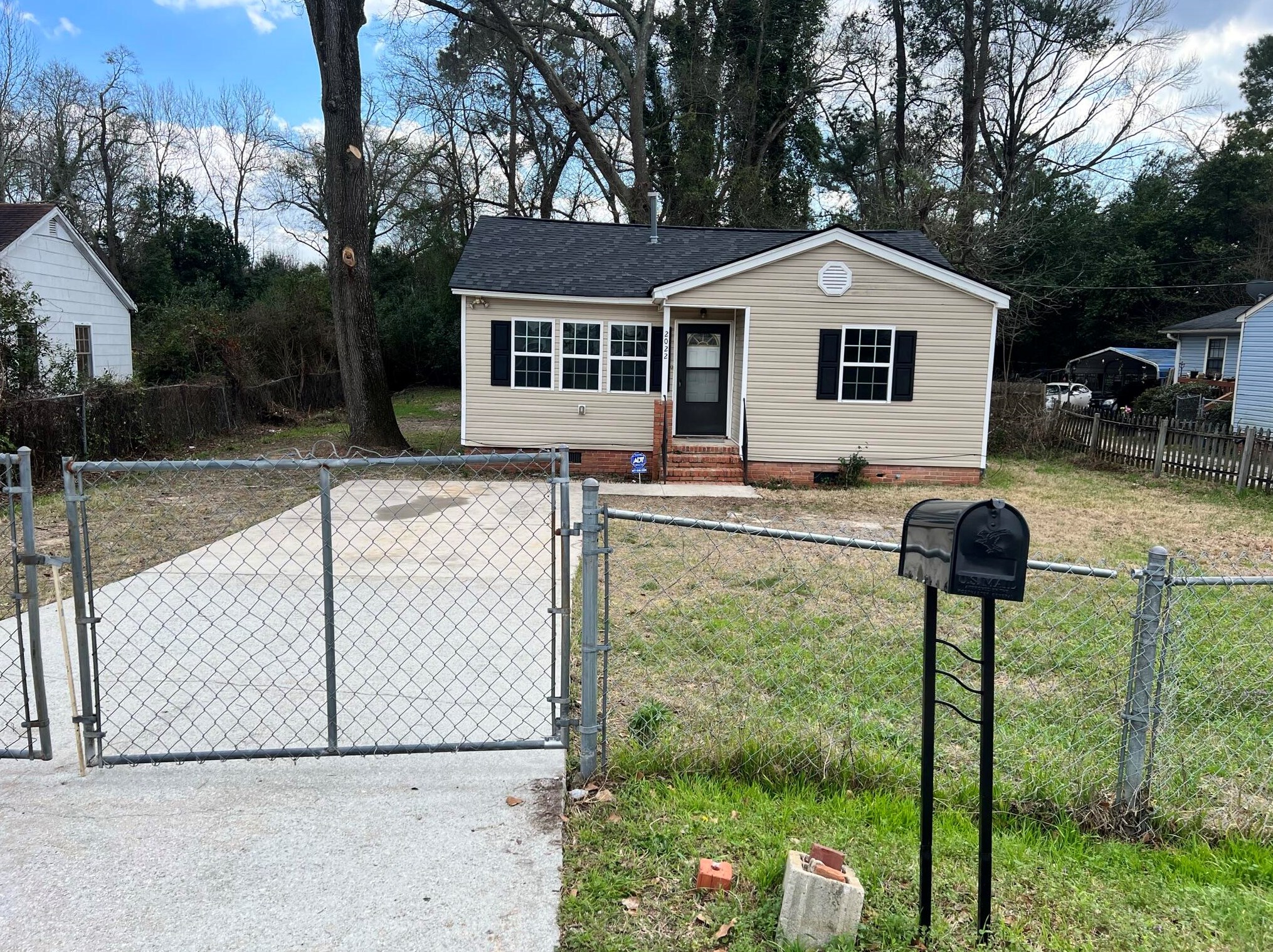 2022 Cook Rd, Augusta GA  30904-4916 exterior