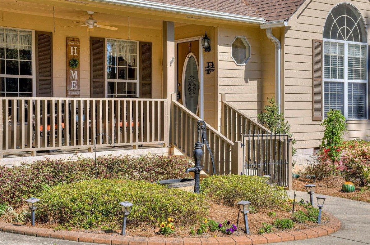 102 Buckeye Ln, Mc Cormick, SC 29835