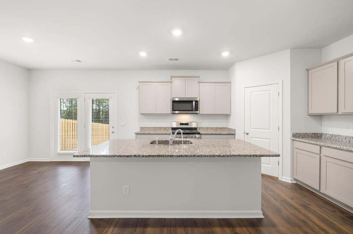 2939 Calli Crossing Dr, Graniteville, SC 29829