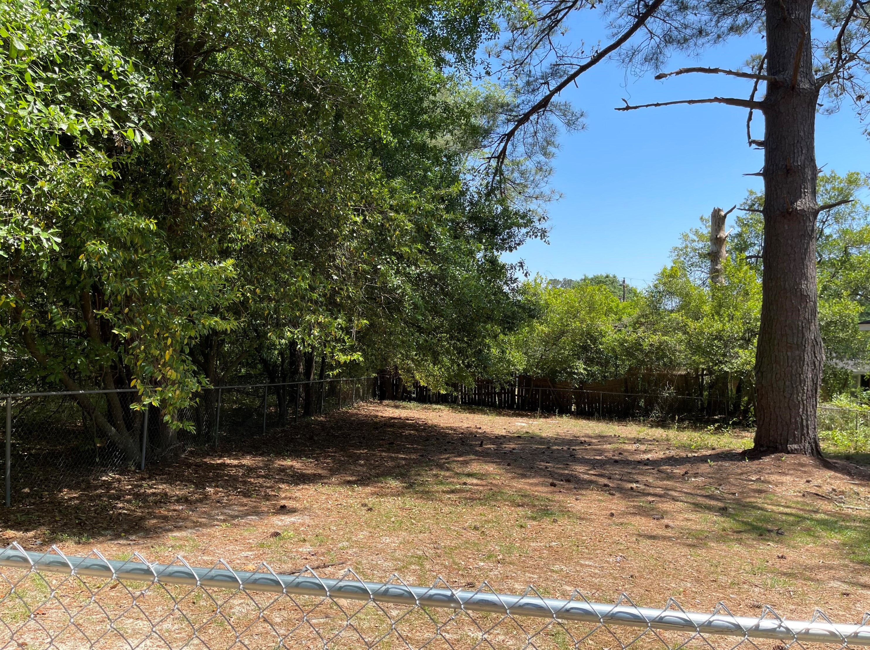 2817 Meadowbrook Dr, Augusta GA  30906-4417 exterior