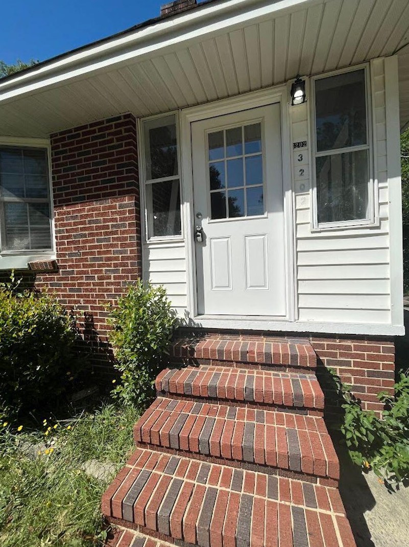 3202 Westmont Dr, Aiken SC  29801-2965 exterior