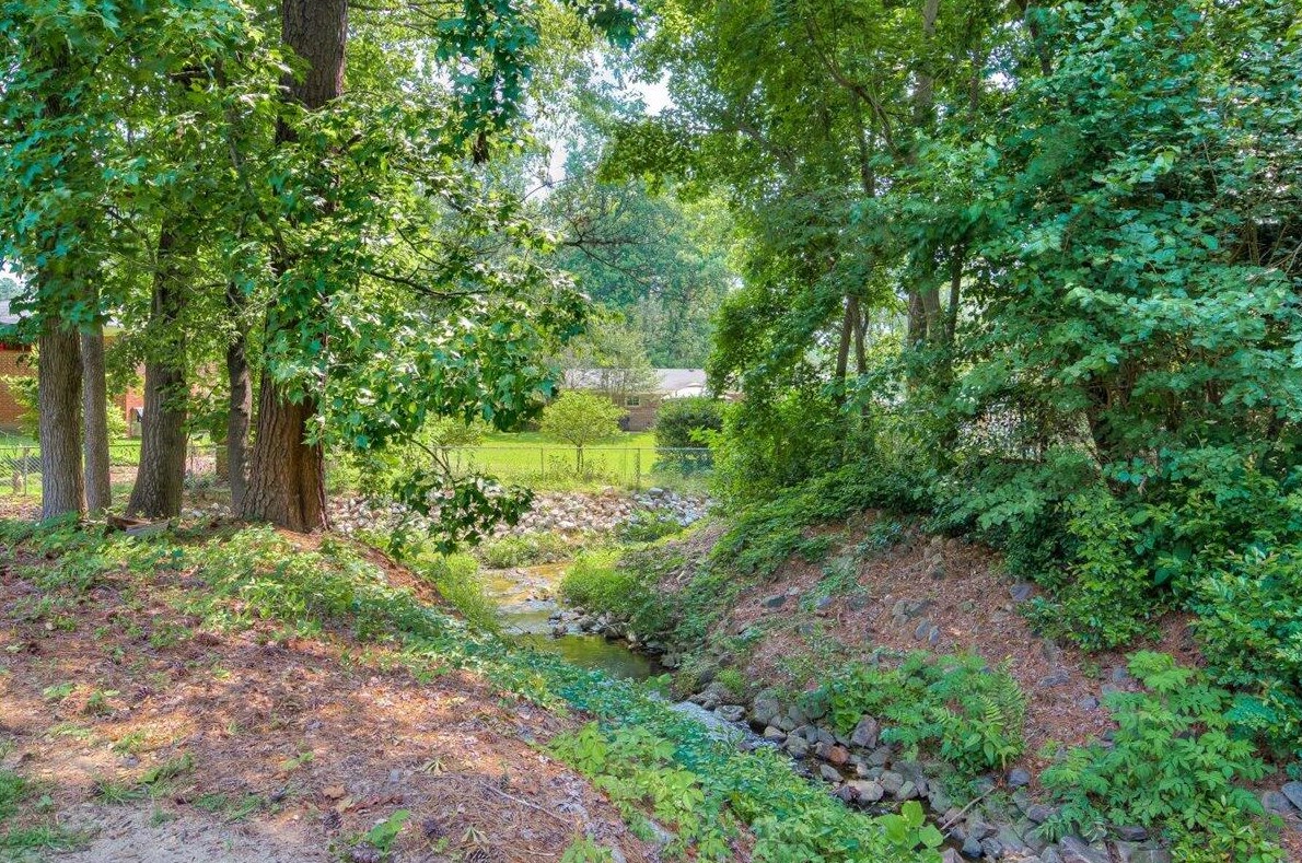 322 Pleasant Home Rd, Augusta GA 30907-3587 exterior