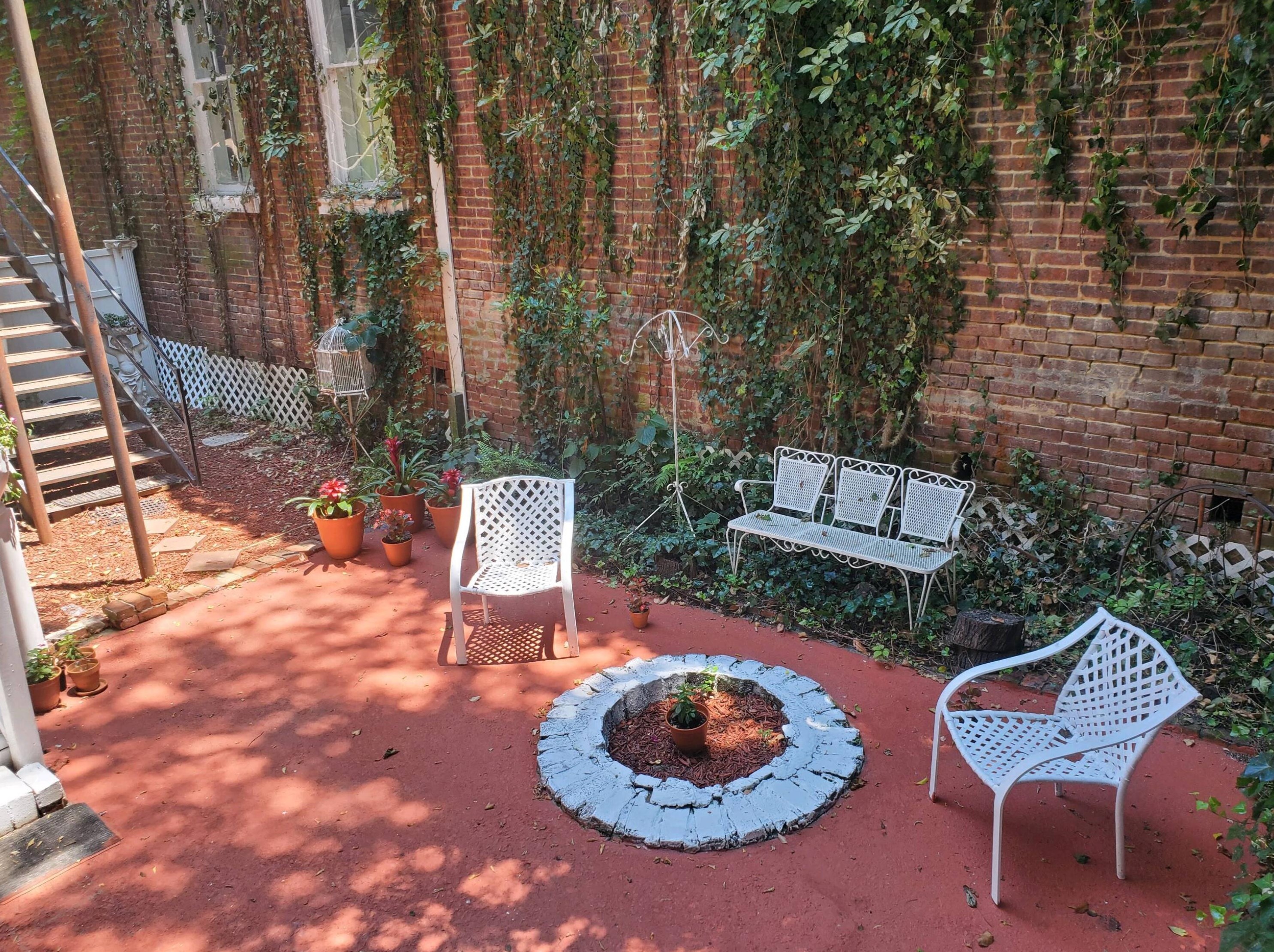 1024 Reynolds St, Augusta GA  30901-1106 exterior