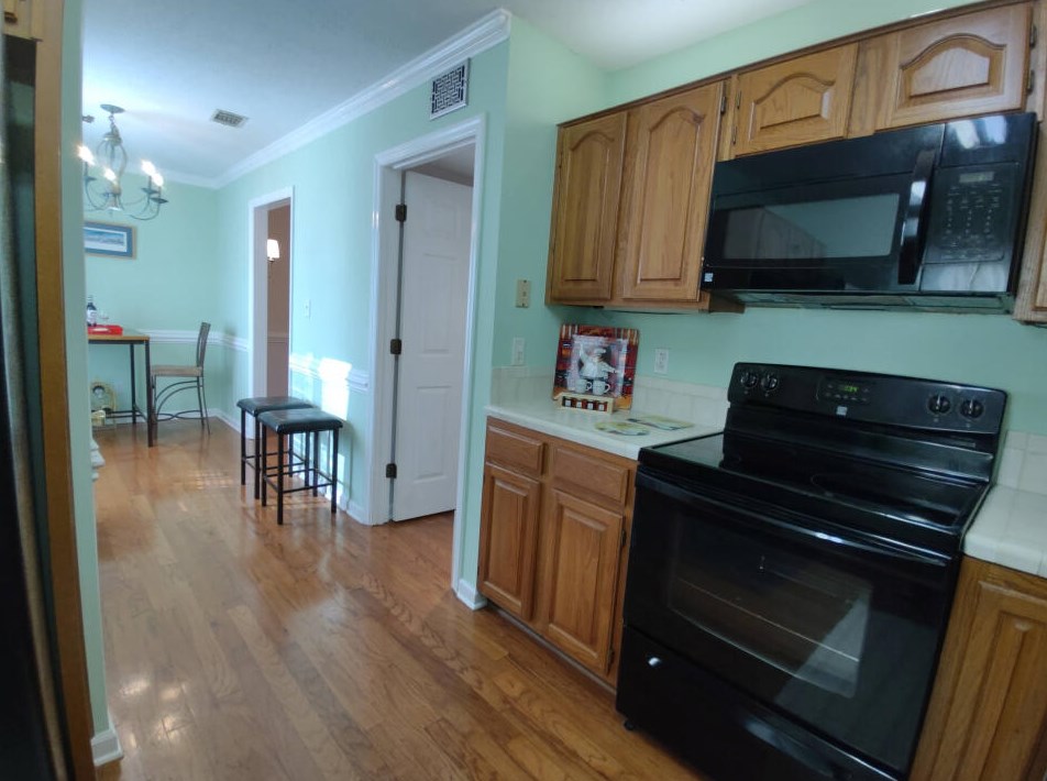 826 Riverfront Dr, Augusta GA 30901-1948 exterior