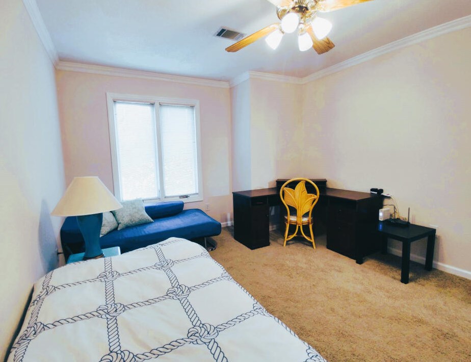 826 Riverfront Dr, Augusta GA 30901-1948 exterior