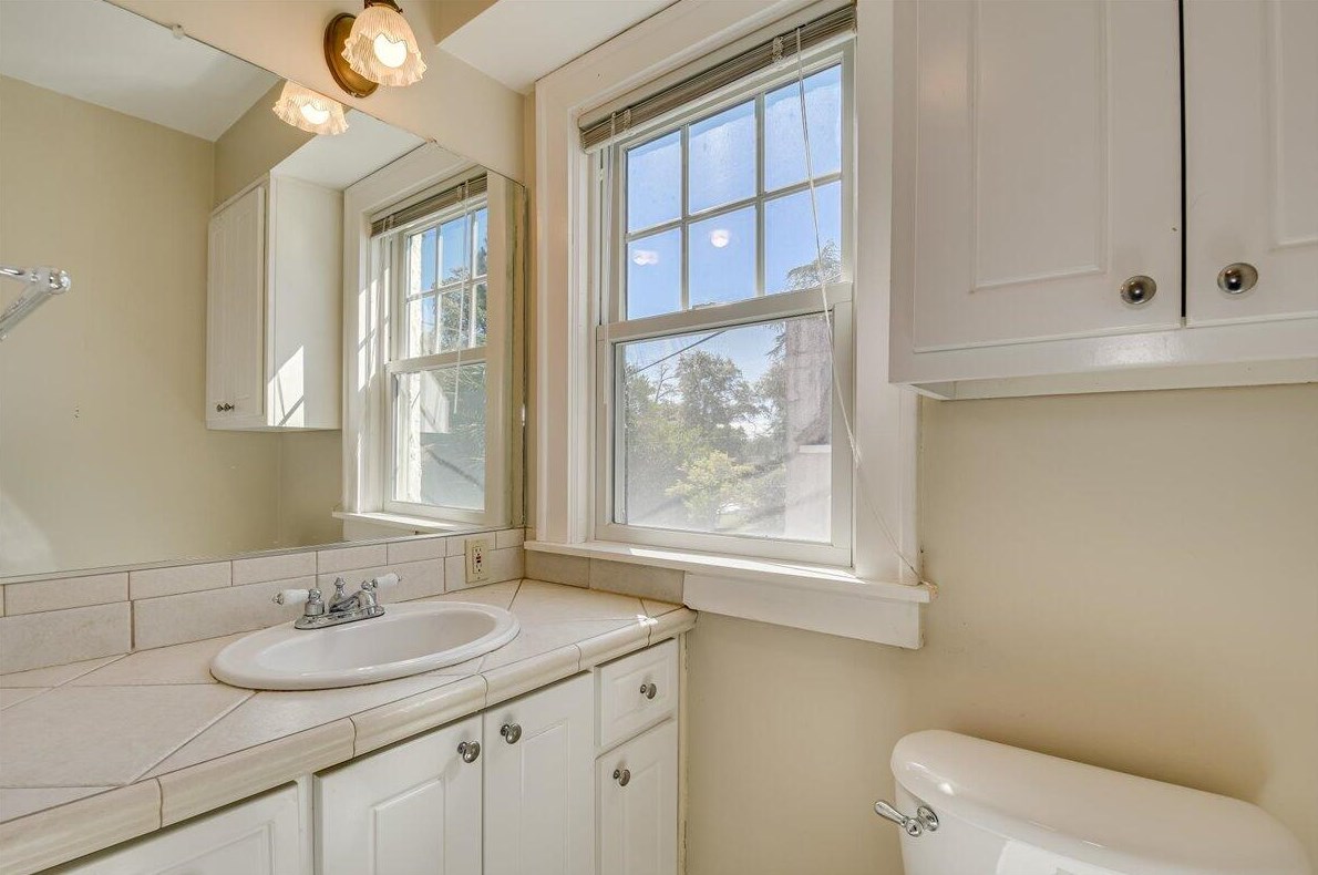 929 Heard Ave, Augusta GA  30904-4113 exterior