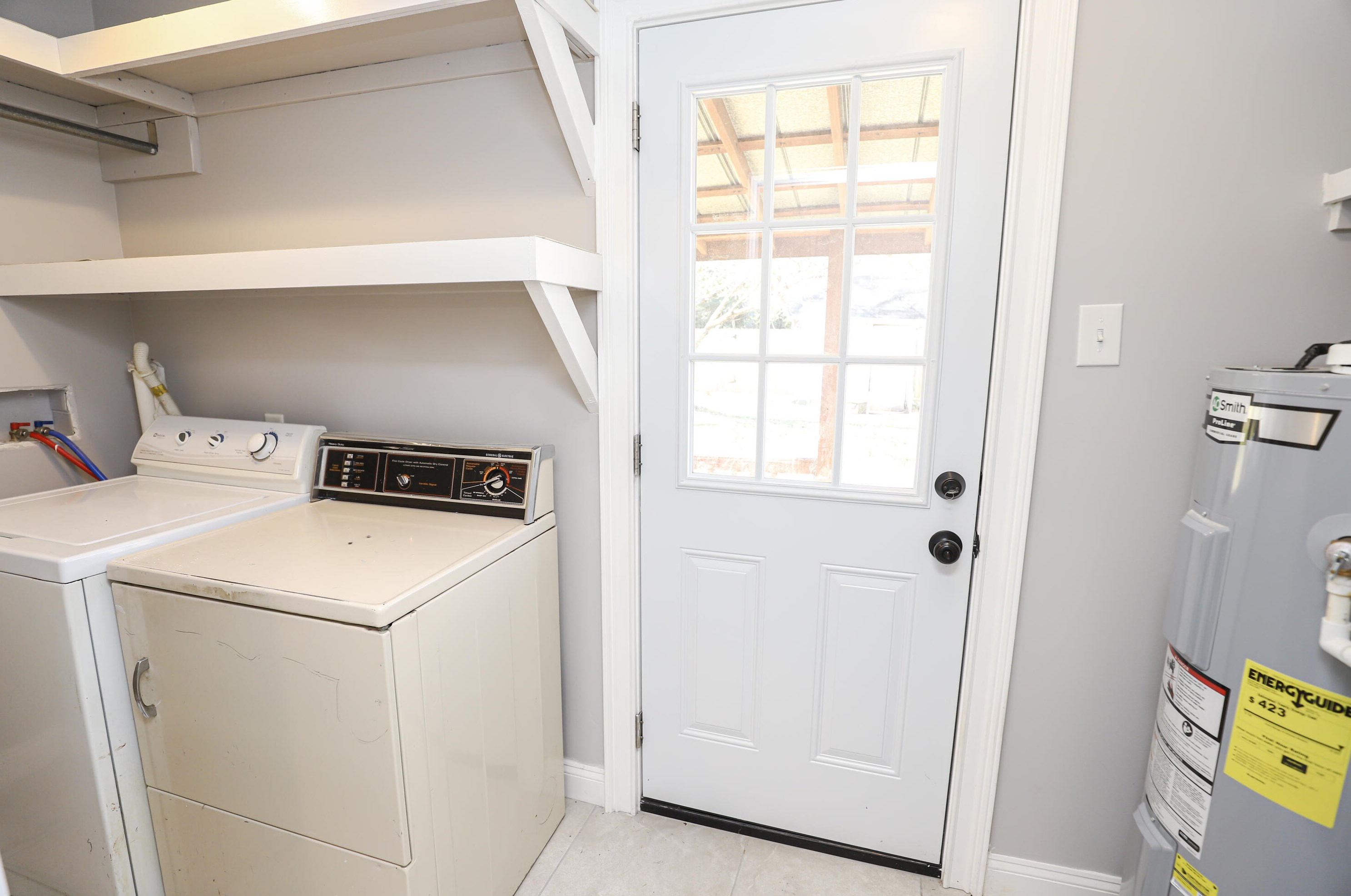 816 Lk Ter Dr, Augusta GA 30904-3132 exterior