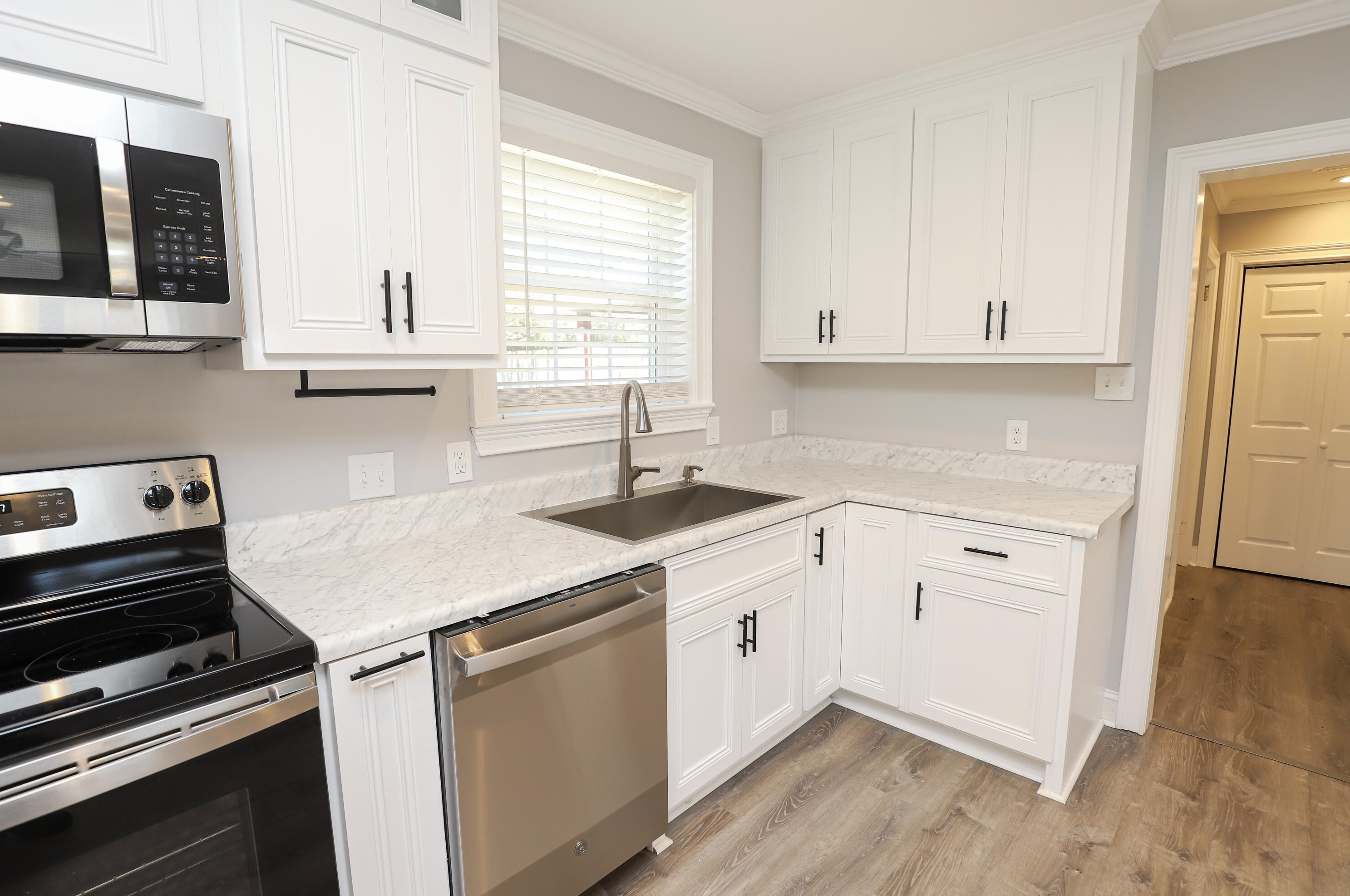 816 Lk Ter Dr, Augusta GA 30904-3132 exterior