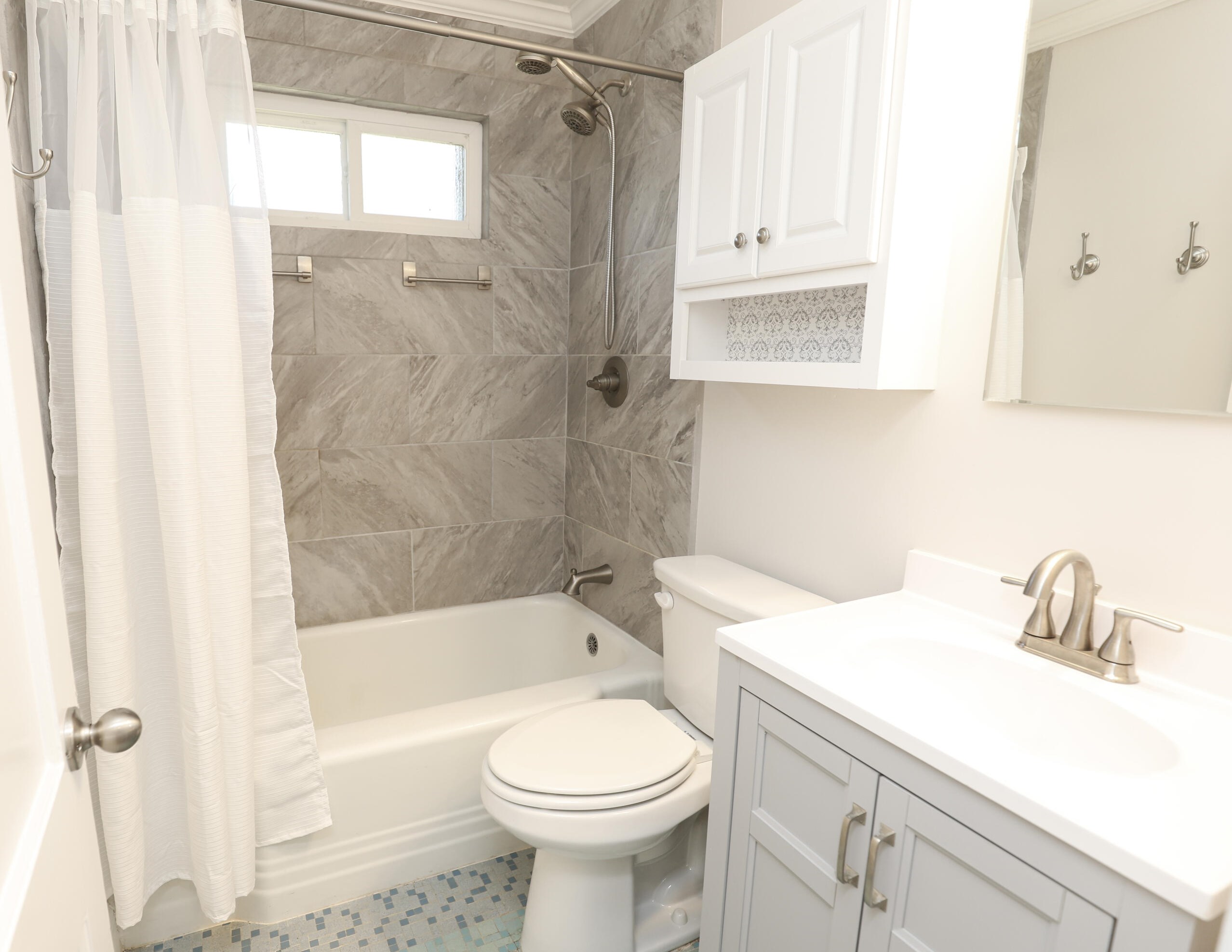 816 Lk Ter Dr, Augusta GA 30904-3132 exterior