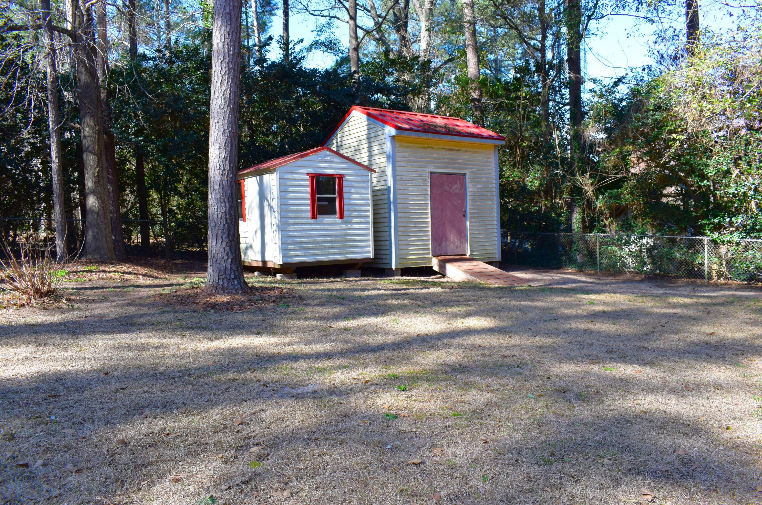 2009 Country Club Hills Dr, North Augusta SC  29860-8008 exterior