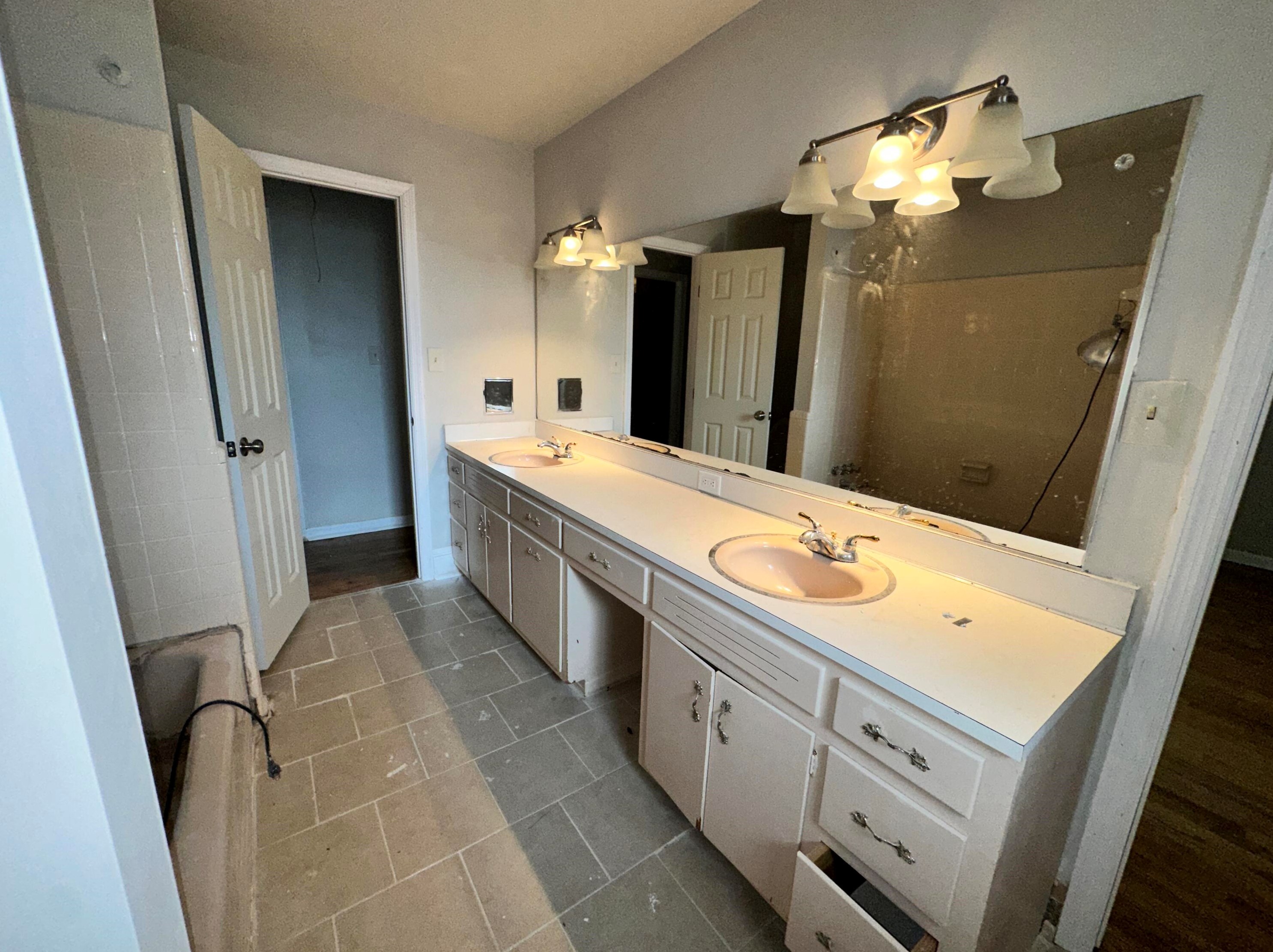 2424 Eagle Dr, Augusta GA 30906-3326 exterior