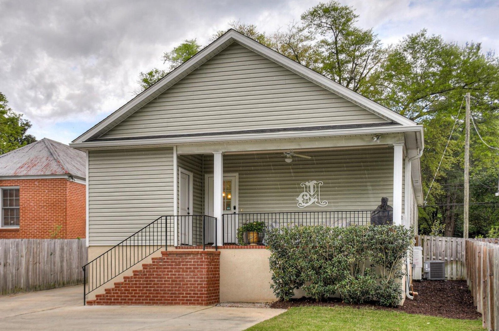 1104 Heard Ave, Augusta GA  30904-4134 exterior