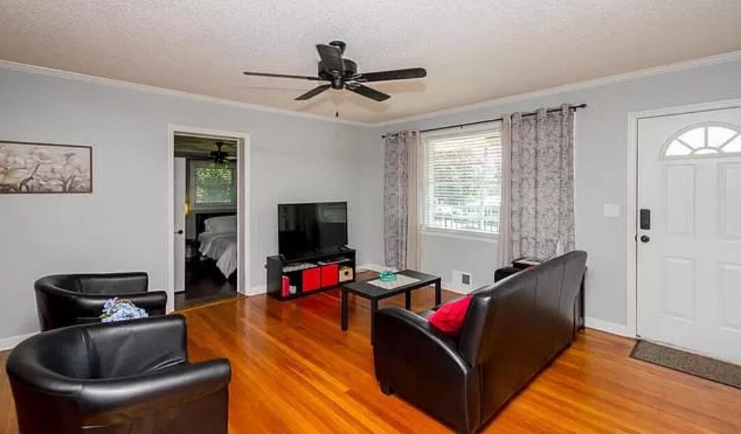 1127 Magnolia Dr, Augusta GA 30904-5926 exterior