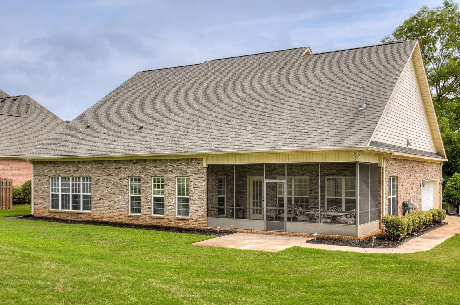 979 Woody Hl Cir, Evans GA 30809-6715 exterior