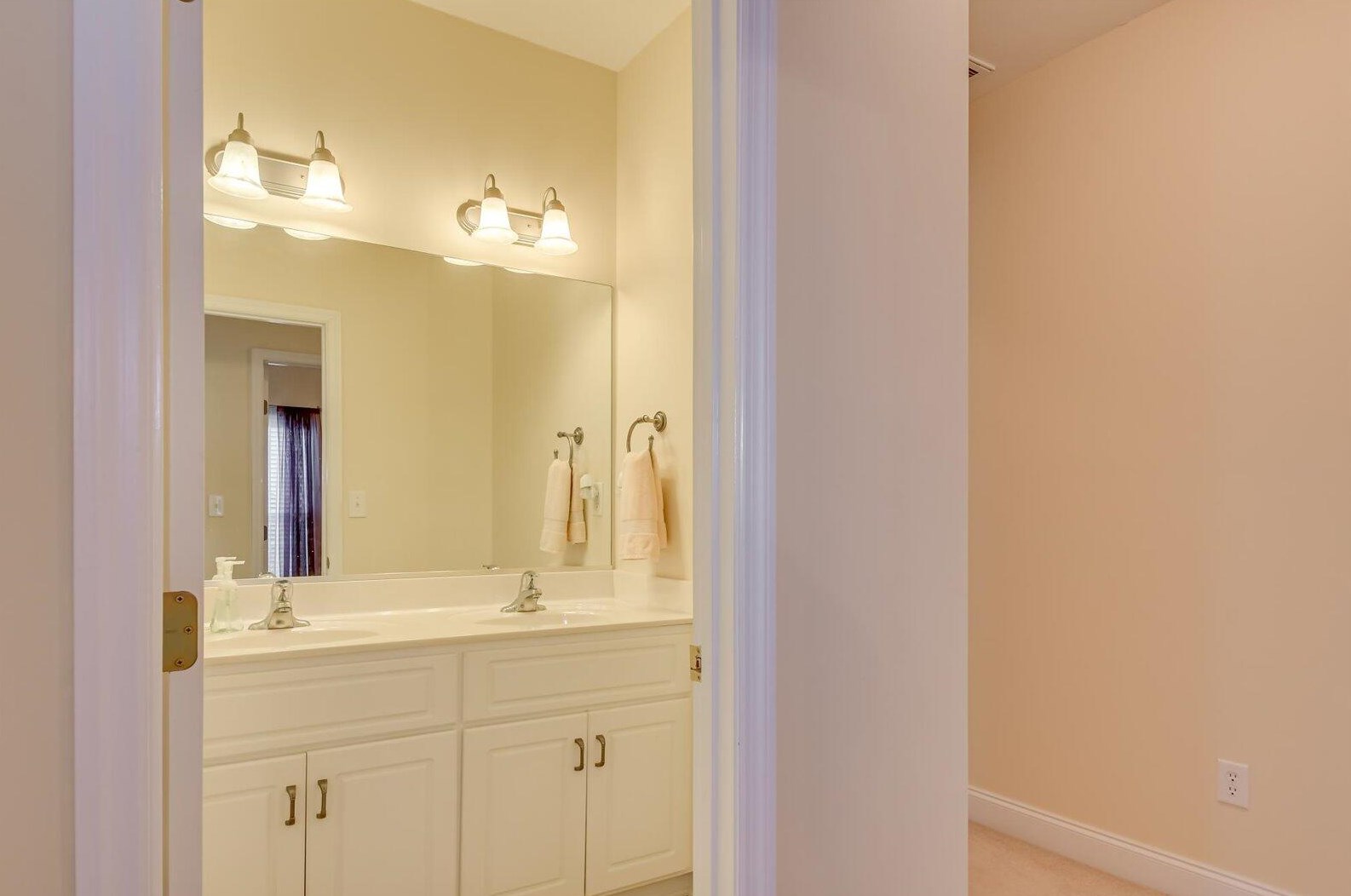 979 Woody Hl Cir, Evans GA 30809-6715 exterior