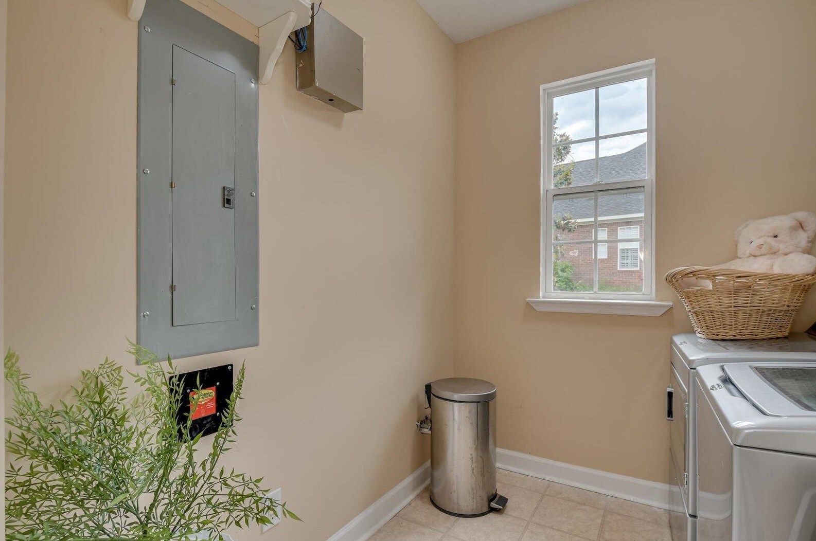 903 Windmill Pkwy, Evans GA  30809-6651 exterior