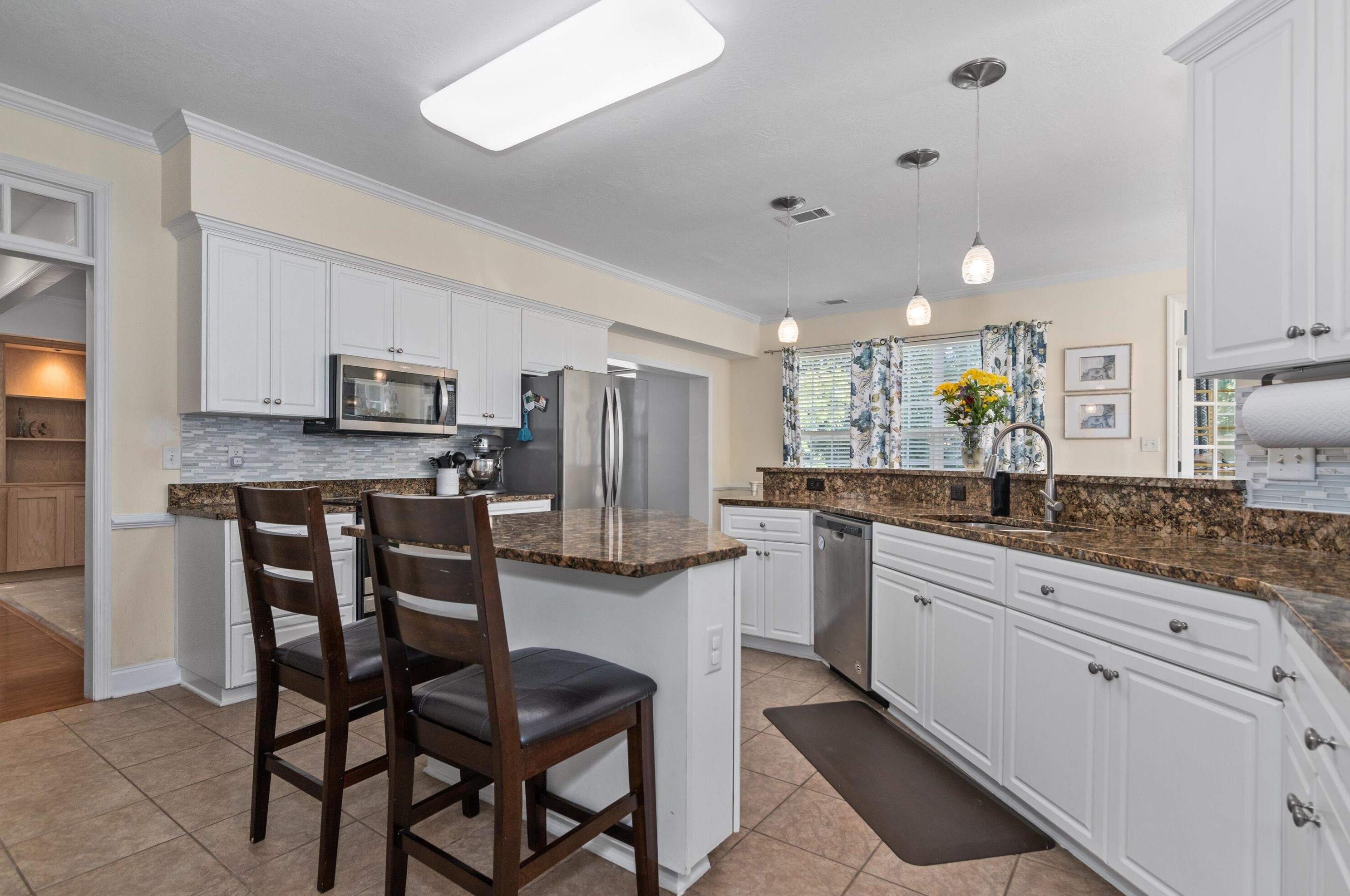 934 Windmill Pkwy, Evans GA  30809-6663 exterior