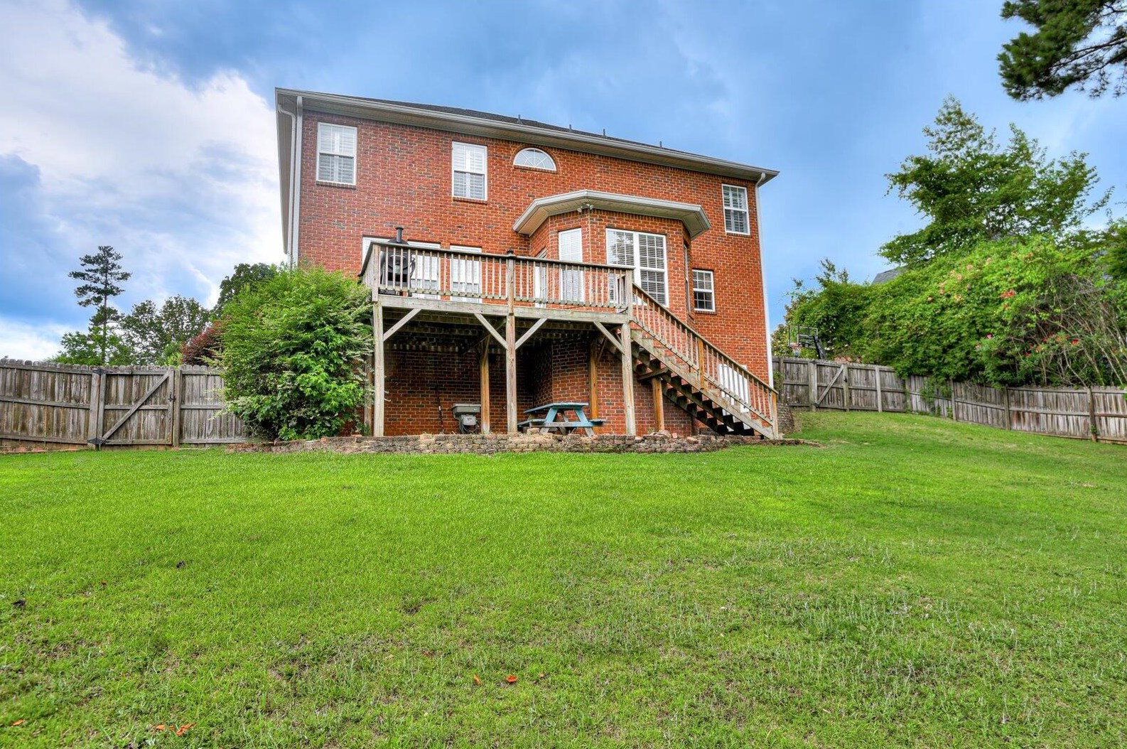 1432 Aylesbury Dr, Evans GA  30809-8215 exterior