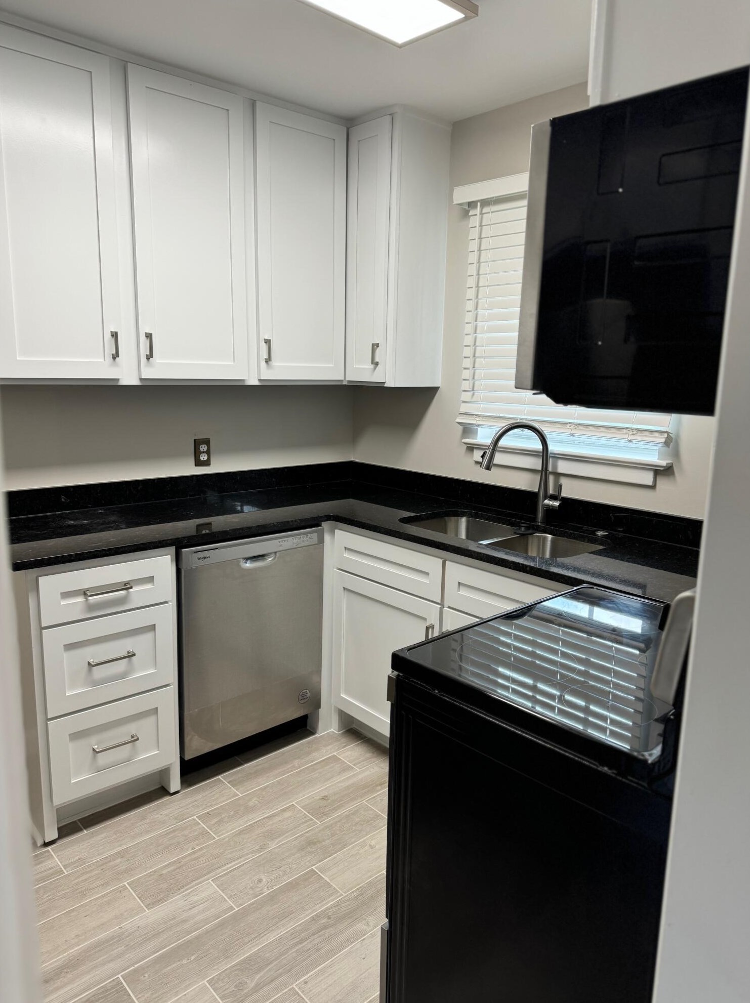 2846 Walton Way, Augusta GA  30909-5214 exterior