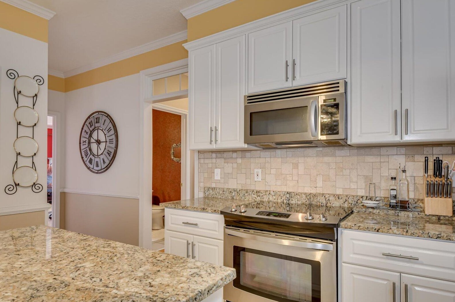 989 Windmill Pkwy, Evans GA  30809-6666 exterior