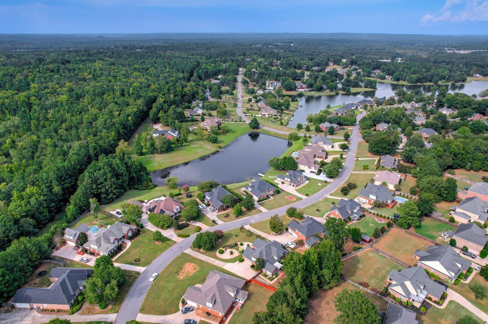 989 Windmill Pkwy, Evans GA  30809-6666 exterior